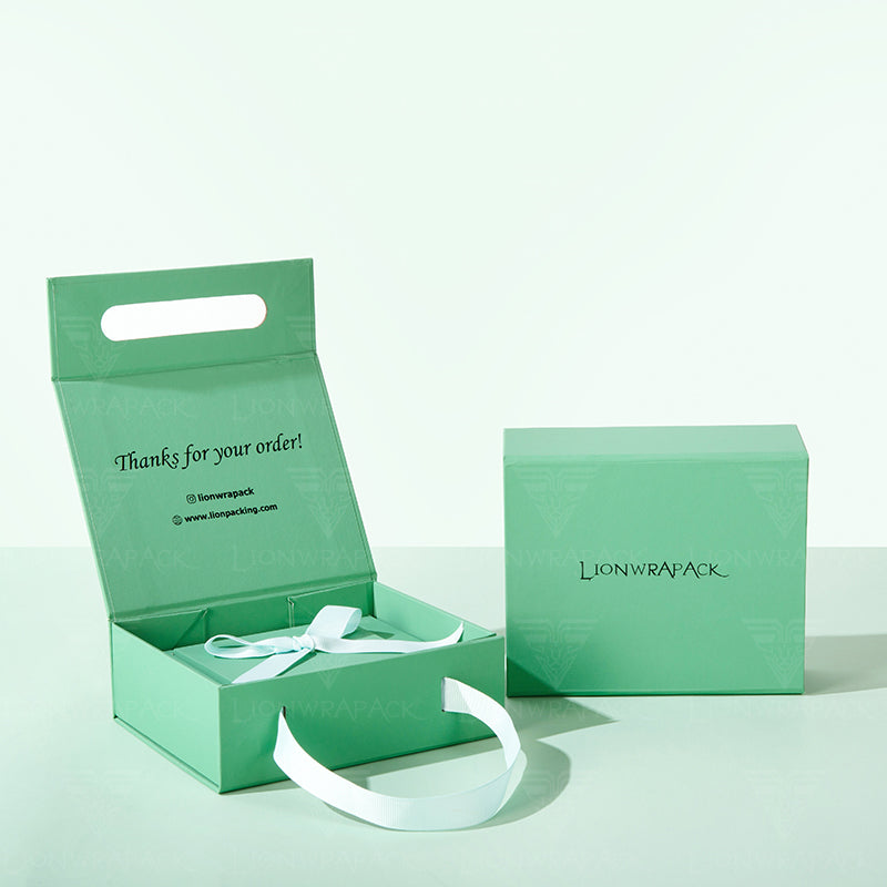 Custom Green Jewelry Packaging Box