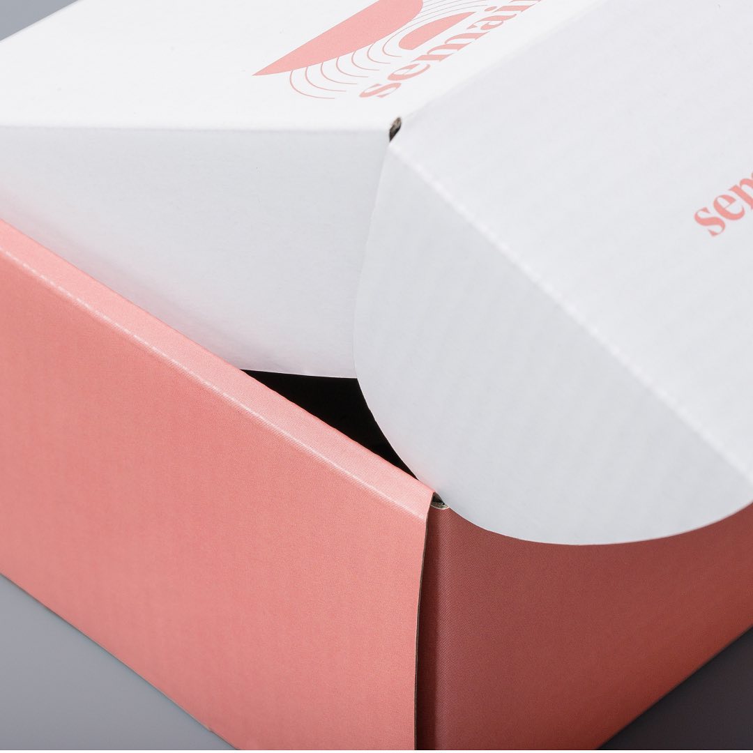 Custom Skincare Mailer Box with Printed Insert