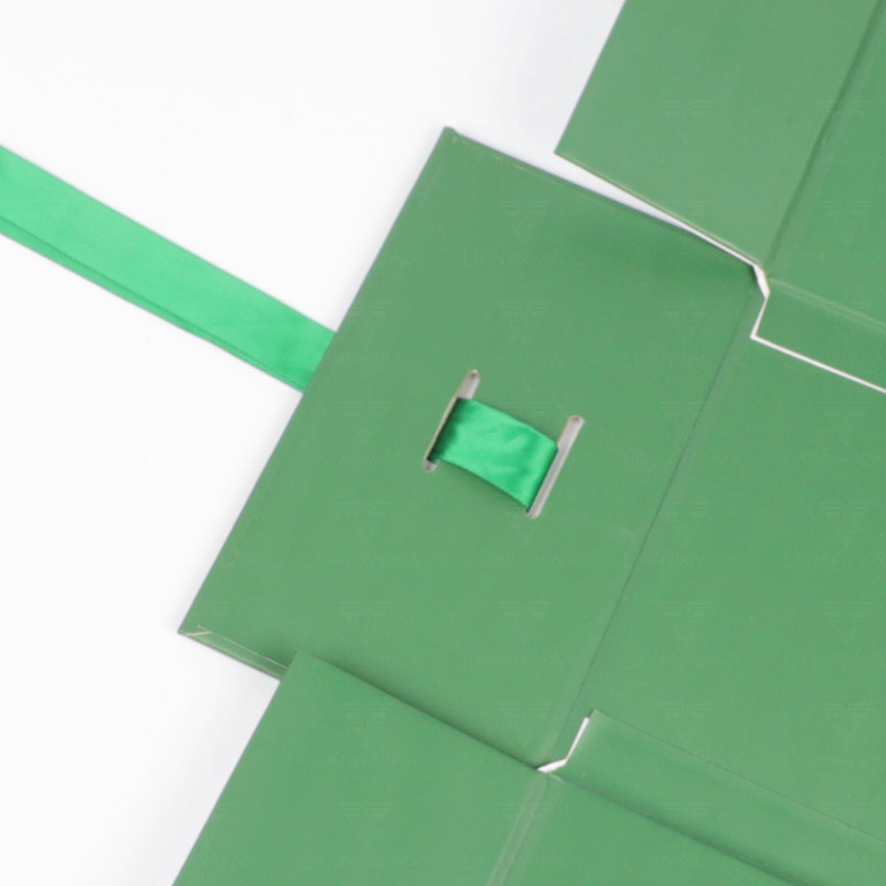 Custom Green Foldable Magnetic Gift Box