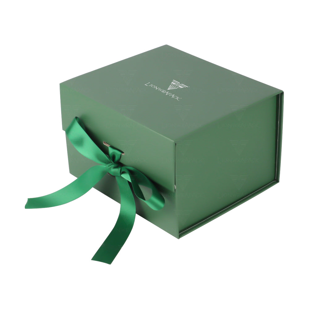Custom Green Foldable Magnetic Gift Box