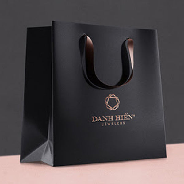 Lionwrapack Black Paper Apparel Packaging Gift Shopping Bag Paperbag