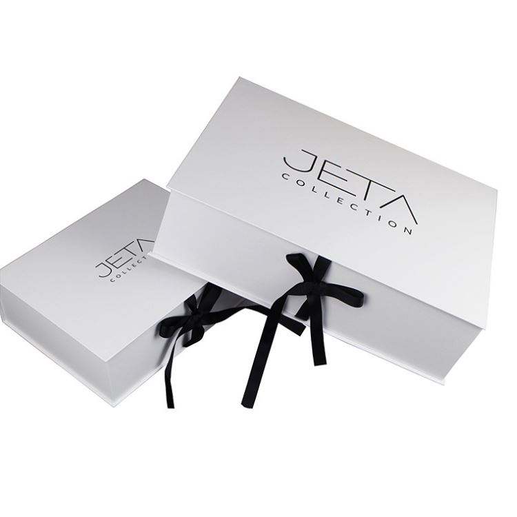 Custom White Foldable Magnetic Gift Box