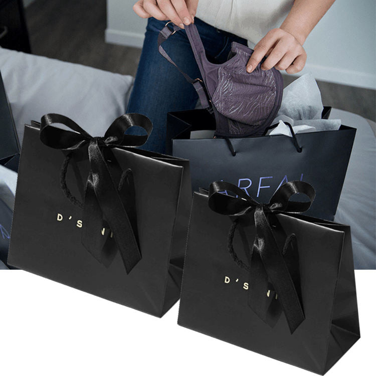 Custom Black Paper Shopping Bag – Style 001