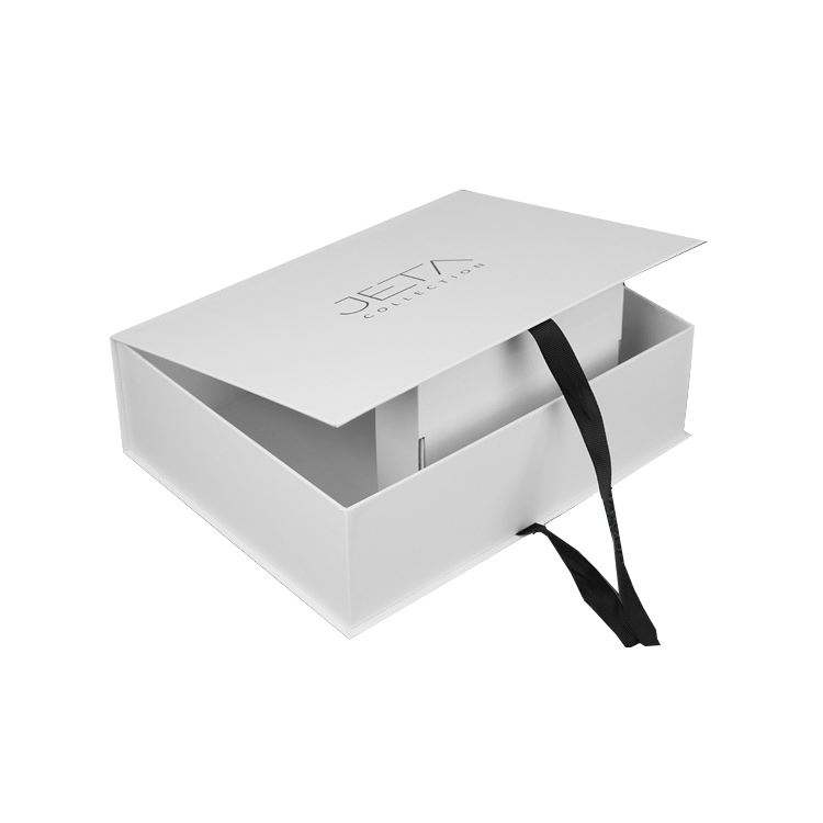Custom White Foldable Magnetic Gift Box