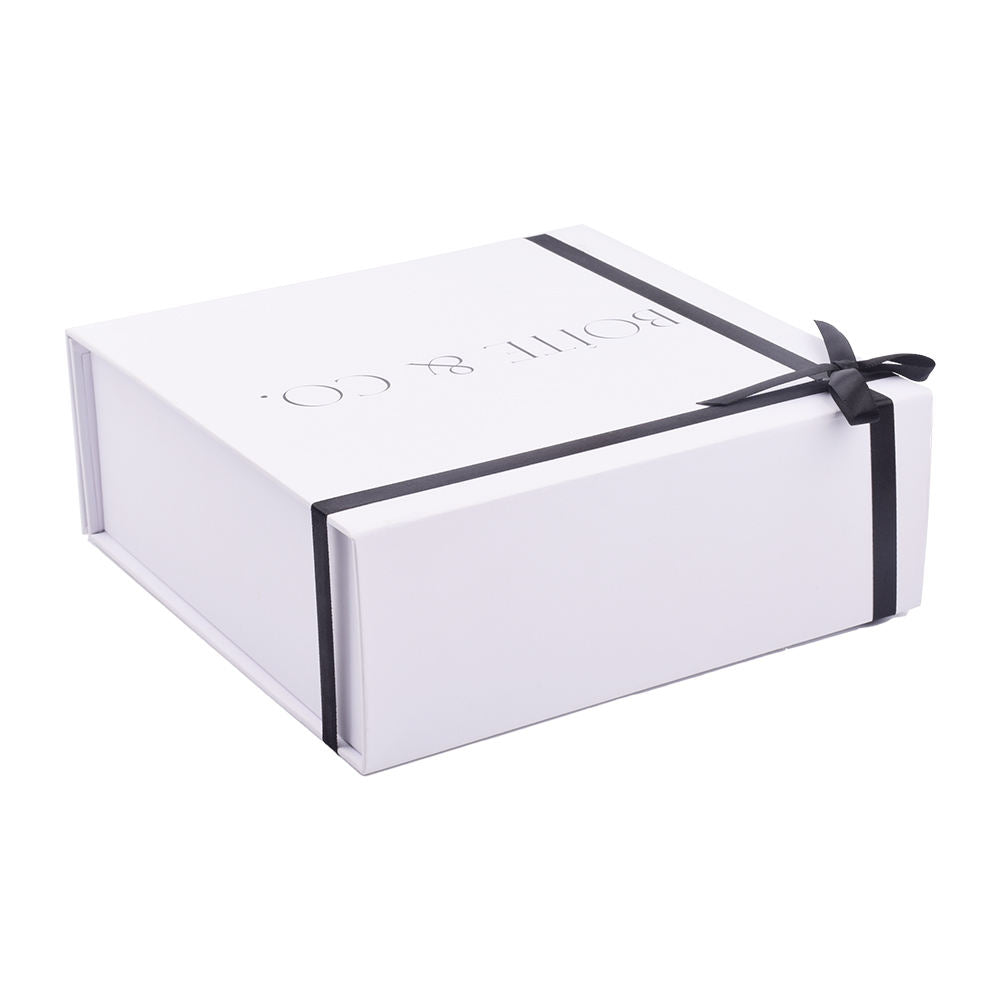Magnetic Closure Folding Paper Gift Boxes With Ribbon