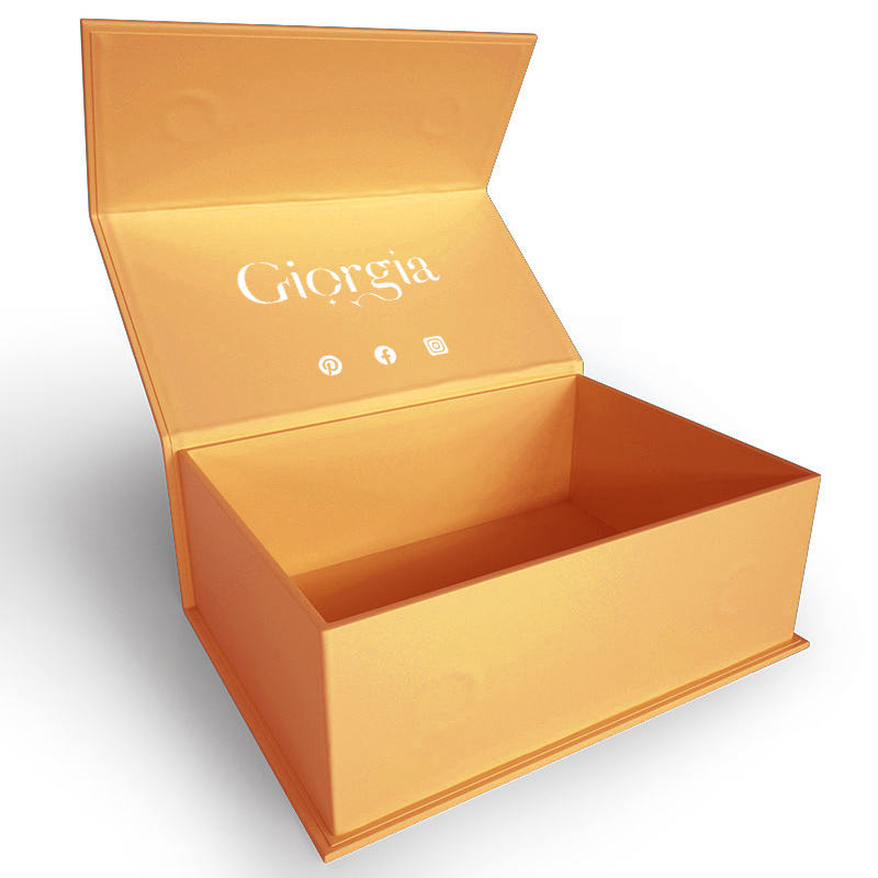 Custom Black Hinged Magnetic Gift Box